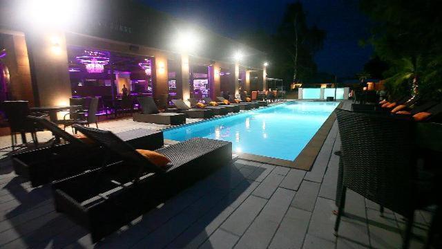 Player'S Pool&Rooms 본보야크바세기 외부 사진