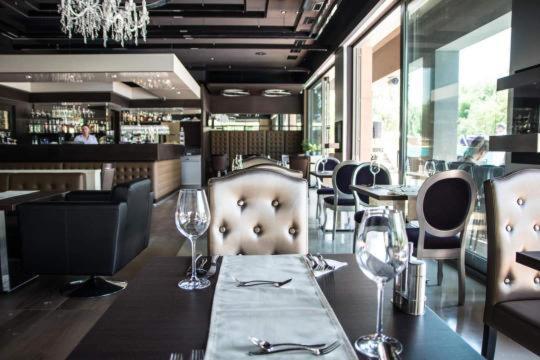 Player'S Pool&Rooms 본보야크바세기 외부 사진